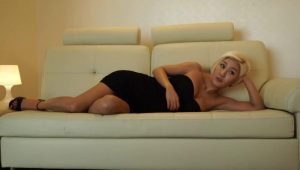 Infinite Emergence Sex Scandal: The Hottest Office Girl Violence: 1×2