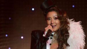 Emily in Paris: 2×1