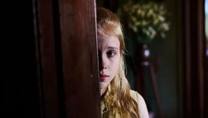 The Lost Flowers of Alice Hart: 1×3